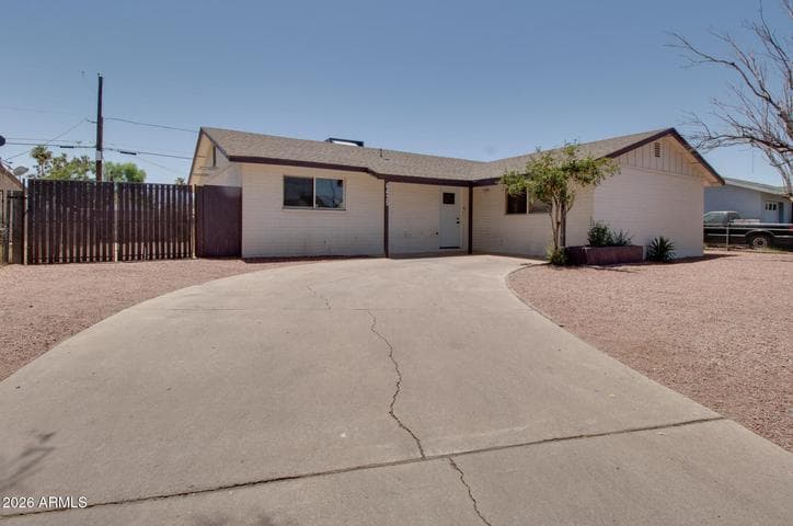 6425 W ROSE Lane, Glendale, AZ
