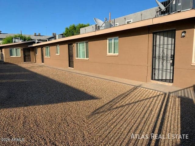 2512 W OCOTILLO Road #3, Phoenix, AZ
