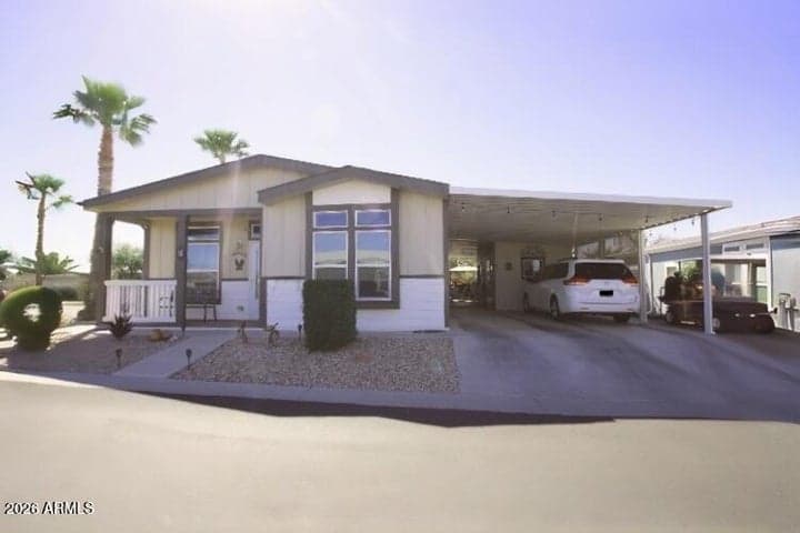 1837 N Thornton Road #MH05, Casa Grande, AZ