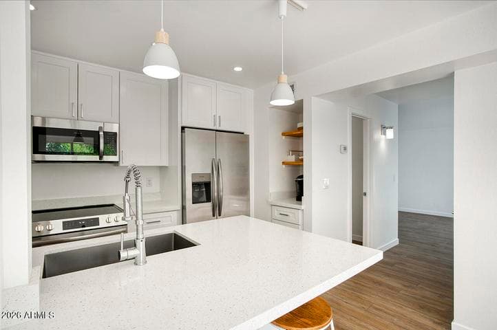 8055 E THOMAS Road #E115, Scottsdale, AZ