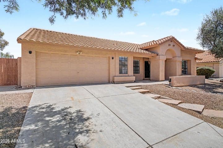 3322 E DRY CREEK Road, Phoenix, AZ