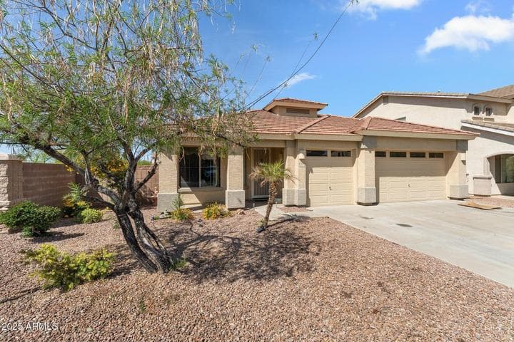 14694 W MANDALAY Lane, Surprise, AZ