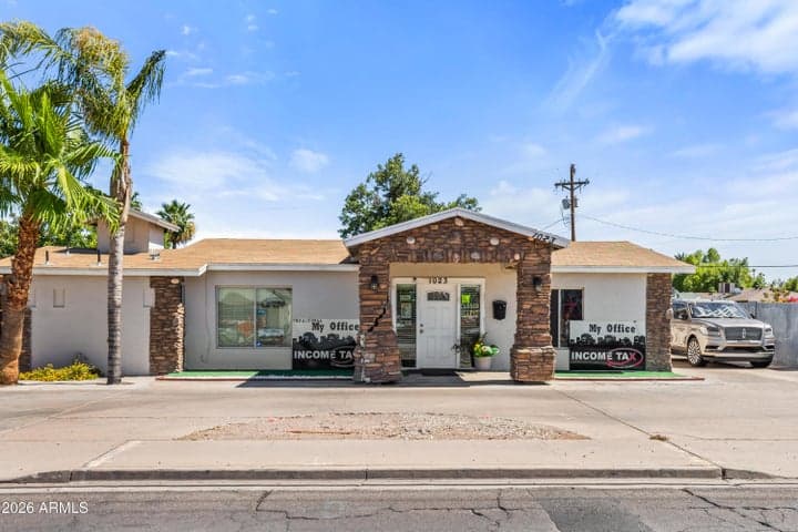 1023 E BROADWAY Road, Mesa, AZ