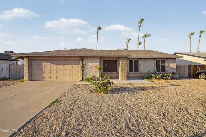 4860 E CAPISTRANO Avenue, Phoenix, AZ