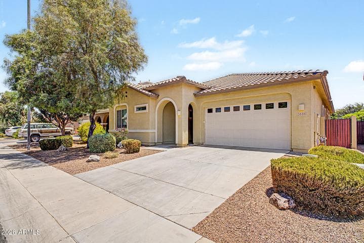 3535 E WALNUT Road, Gilbert, AZ