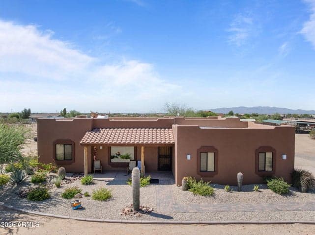 21223 W RESTIN Road, Wittmann, AZ
