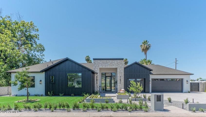 2801 E ELM Street, Phoenix, AZ