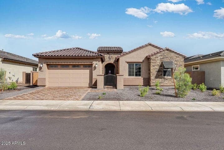 17836 W PASADENA Avenue, Litchfield Park, AZ
