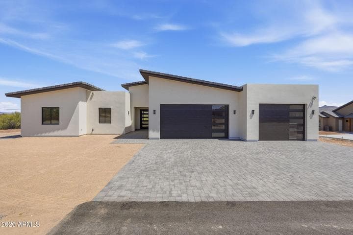 1636 W DONATELLO Drive, Phoenix, AZ