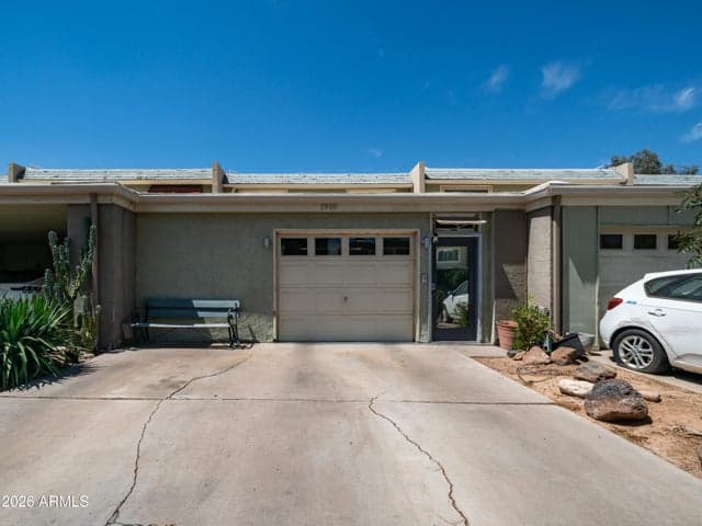 1910 W BELMONT Avenue, Phoenix, AZ
