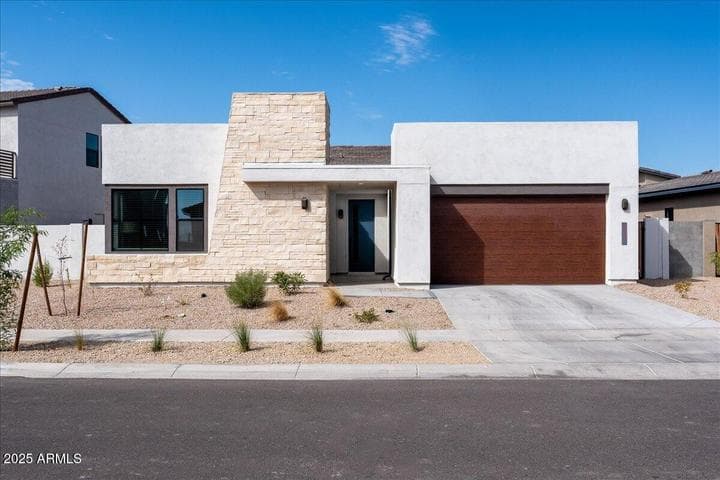 917 E BUIST Avenue, Phoenix, AZ