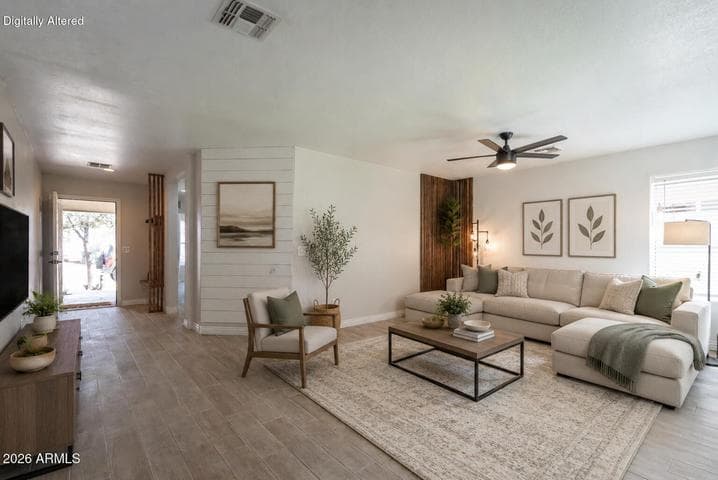 1239 E FREMONT Road, Phoenix, AZ