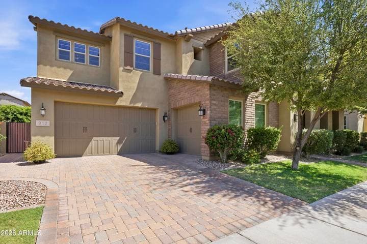 912 W KAIBAB Drive, Chandler, AZ