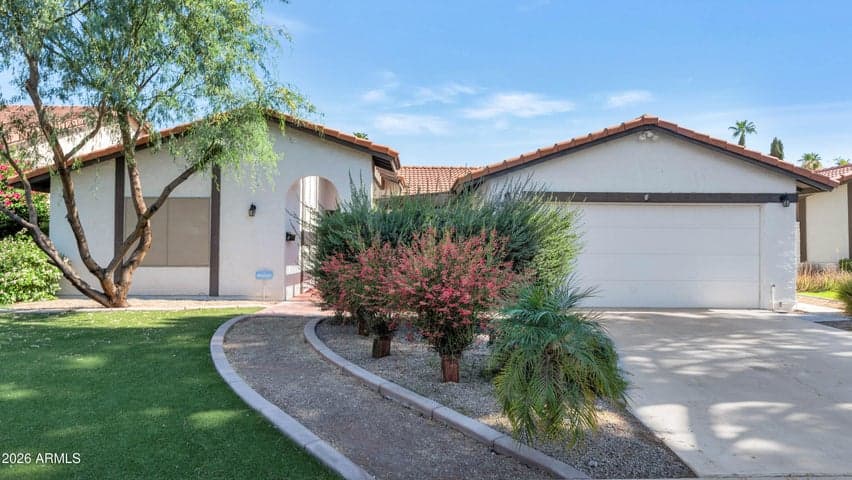 1536 E EDGEWATER Drive, Tempe, AZ