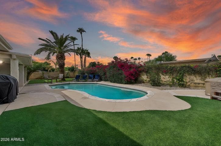 6928 E FRIESS Drive, Scottsdale, AZ