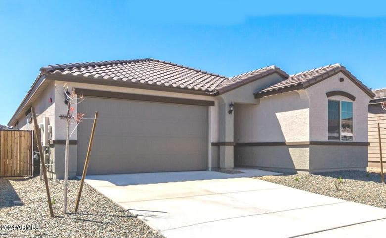 13573 W SHIFTING SANDS Drive, Peoria, AZ
