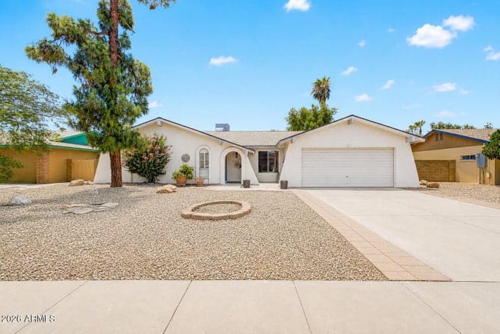 5215 W LAS PALMARITAS Drive, Glendale, AZ