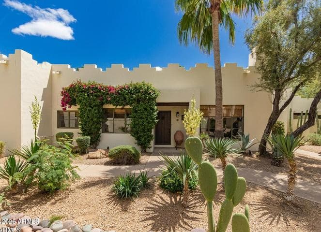 5101 N CASA BLANCA Drive #30, Paradise Valley, AZ