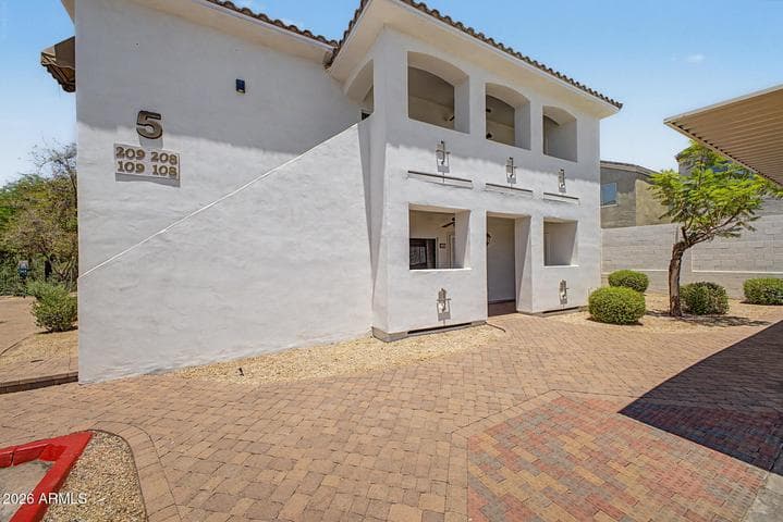 2950 W LOUISE Drive #108, Phoenix, AZ