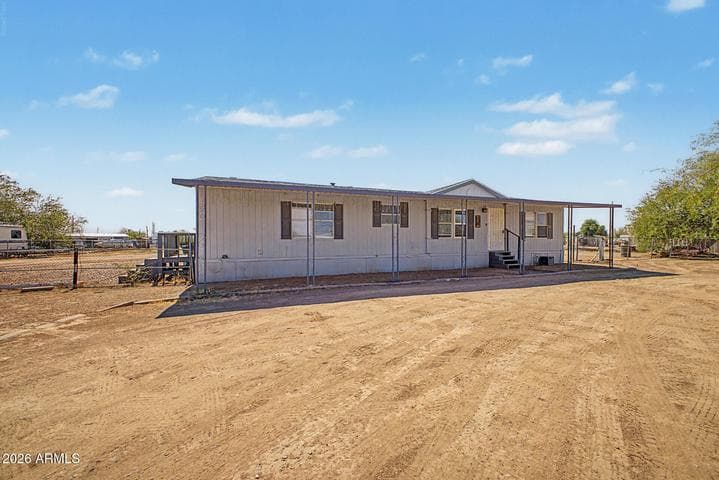 32890 N KAREN Lane, San Tan Valley, AZ