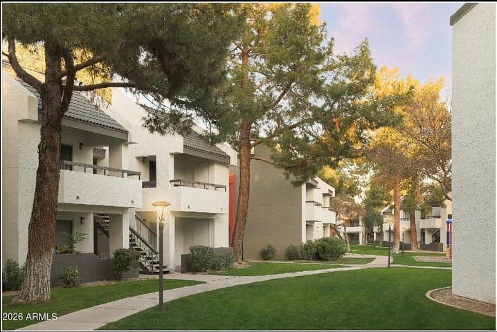 950 N GILBERT Road #1A, Gilbert, AZ
