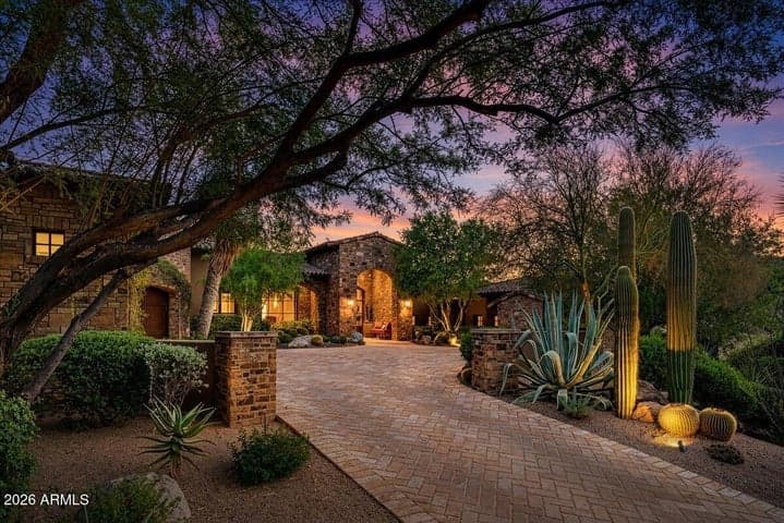9771 E FALLING STAR Drive, Scottsdale, AZ