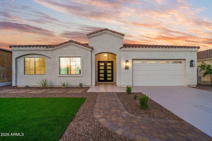 6829 N 14TH Street, Phoenix, AZ