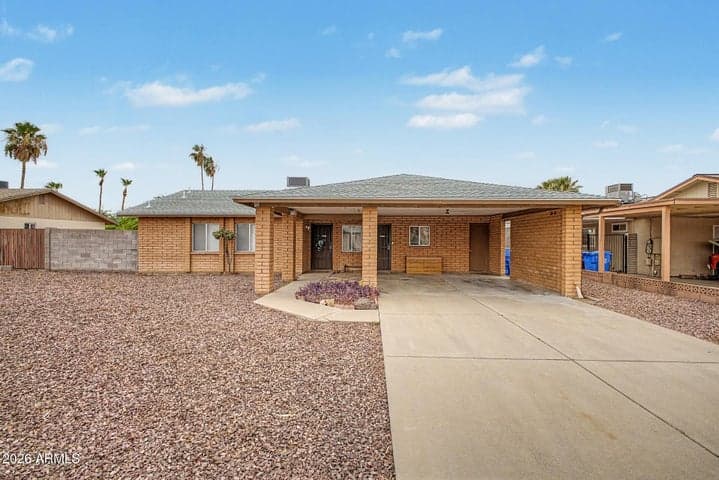 921 W VILLA THERESA Drive, Phoenix, AZ