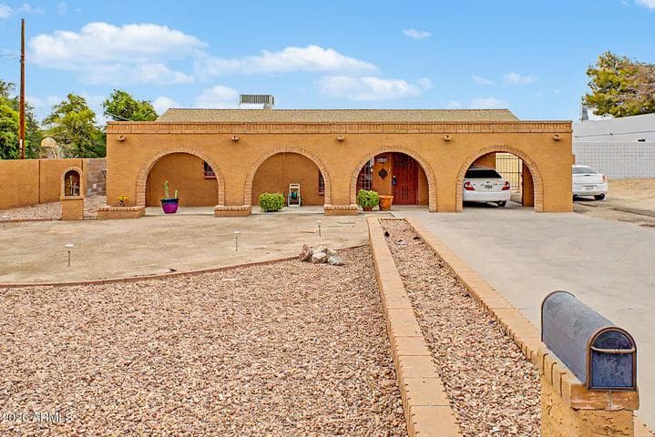 502 W SOUTHERN Avenue, Phoenix, AZ