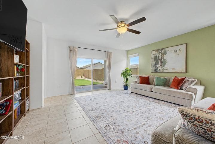28241 N NEALITE Drive, San Tan Valley, AZ