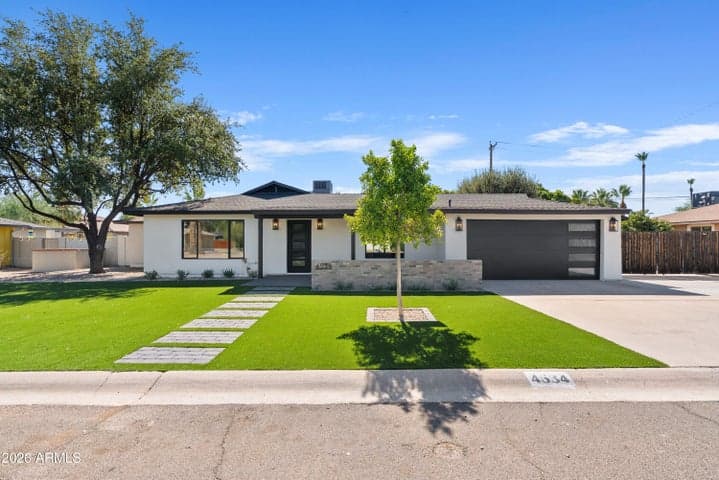 4534 N 30TH Place, Phoenix, AZ