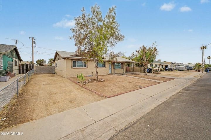 2909 W ASTER Drive, Phoenix, AZ