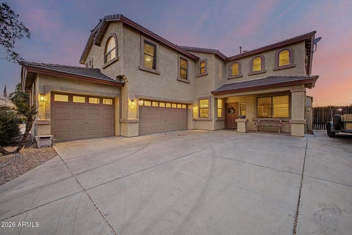 946 W GASCON Road, San Tan Valley, AZ