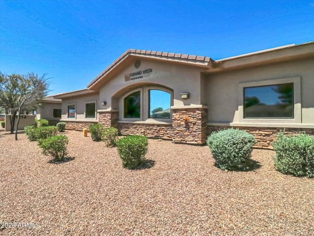 1012 S STAPLEY Drive #101, Mesa, AZ