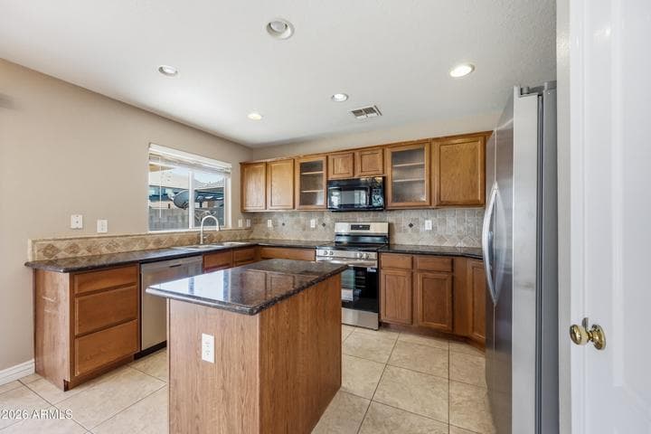 779 E BRADSTOCK Way, San Tan Valley, AZ