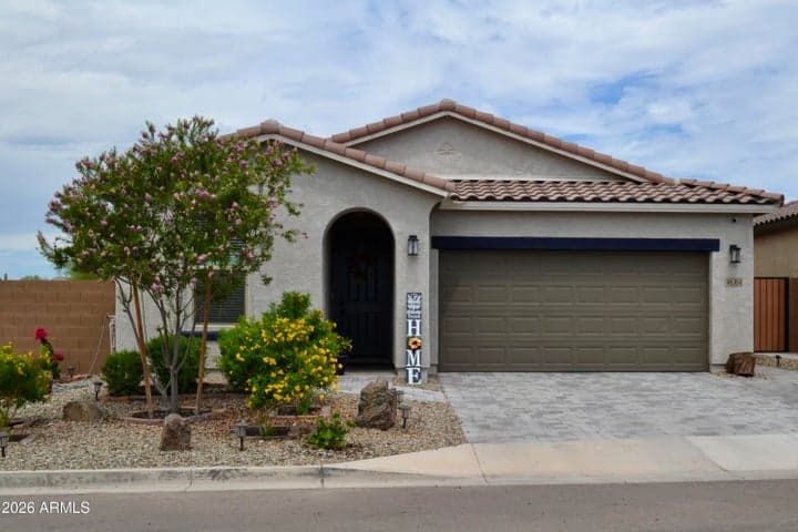 48364 N BASILIO Street, Gold Canyon, AZ