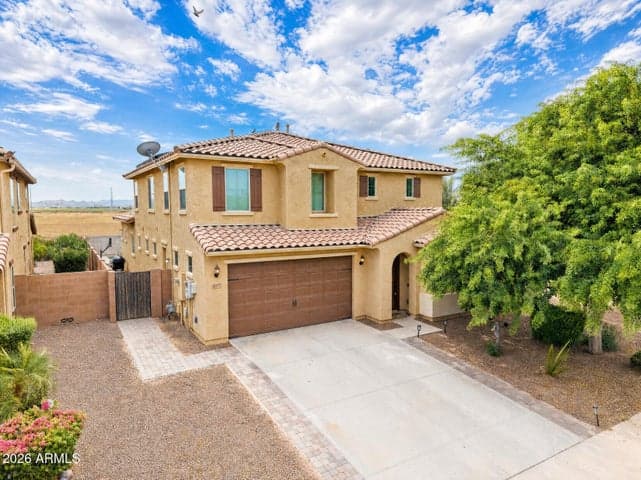 18575 W PUEBLO Avenue, Goodyear, AZ