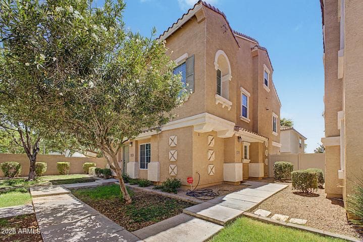 4035 E WINDSOR Drive, Gilbert, AZ