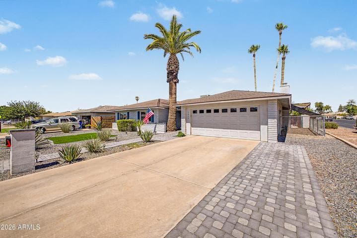 5935 S Lakeshore Drive, Tempe, AZ