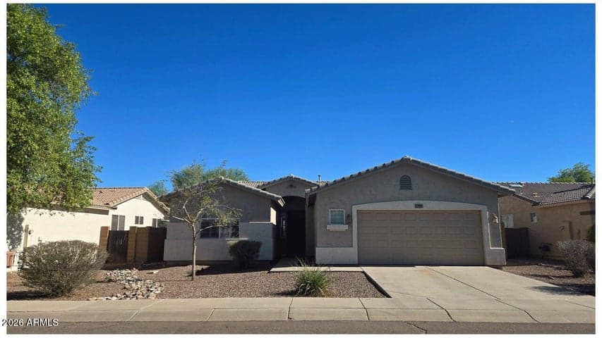 7416 W DARROW Street, Laveen, AZ
