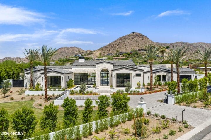 6610 N MOUNTAIN VIEW Drive, Paradise Valley, AZ