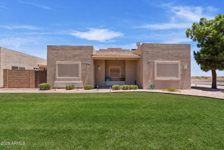 2300 E Magma Road #2, San Tan Valley, AZ