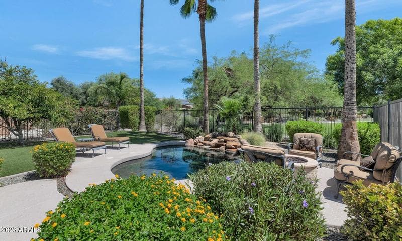 12962 W YELLOW BIRD Lane, Peoria, AZ
