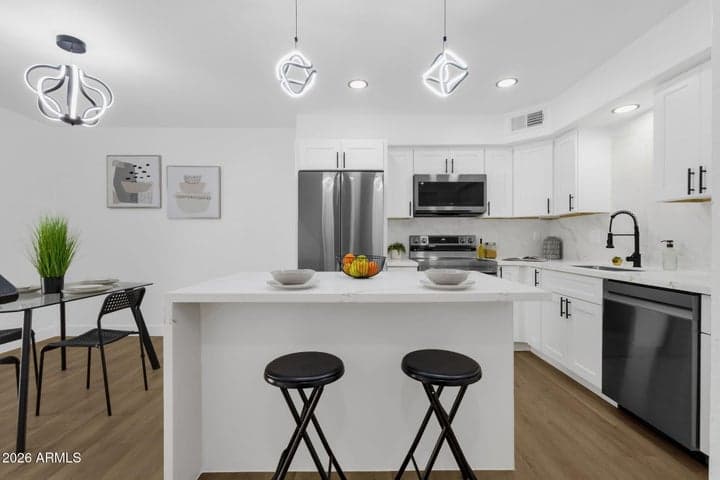 2121 S PENNINGTON -- #21, Mesa, AZ