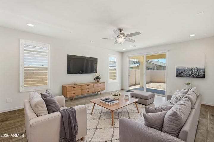 9025 W SAN MIGUEL Avenue, Glendale, AZ