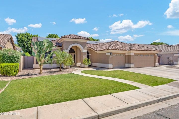 140 W BAYLOR Lane, Gilbert, AZ