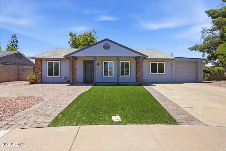 1324 N JENTILLY Court, Chandler, AZ