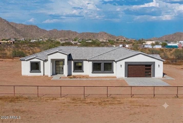 8233 N Nicole Road, Casa Grande, AZ