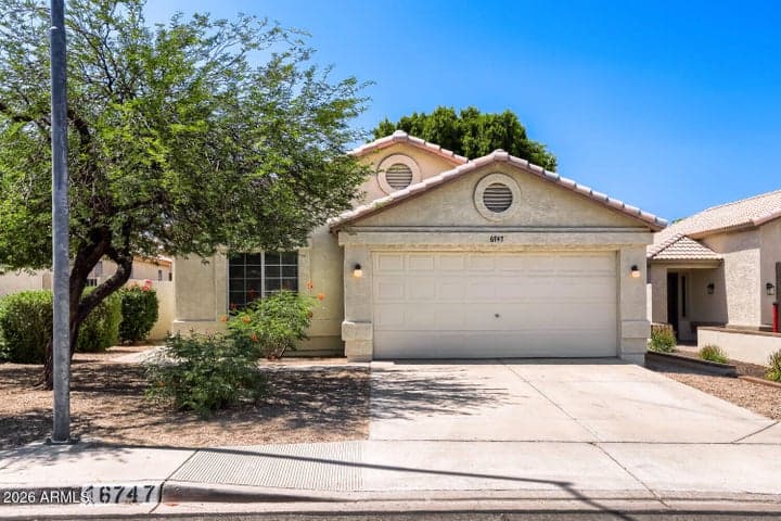 6747 E MELROSE Street, Mesa, AZ