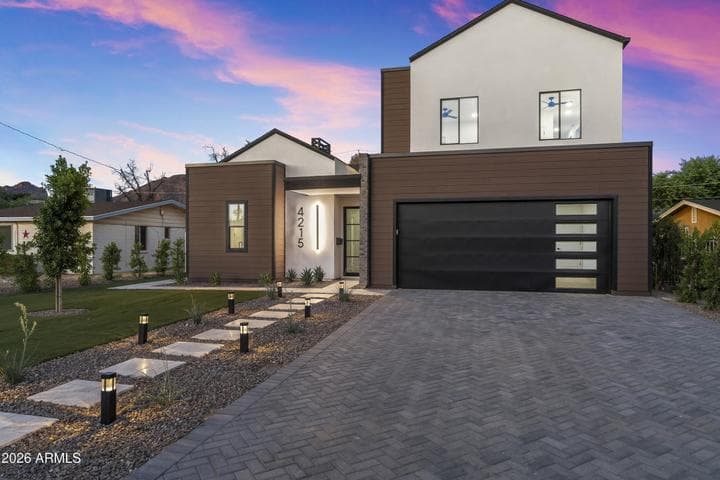 4215 N 42ND Street, Phoenix, AZ